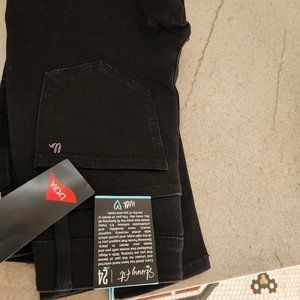 Lularoe Skinny fit size 24 black